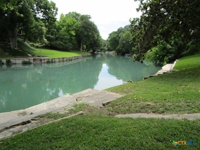 For Sale - The River House 246 e. Lincoln New Braunfels, Tx - photo 8