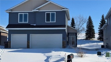 Mary Lake Home Sale Pending in Buffalo Minnesota