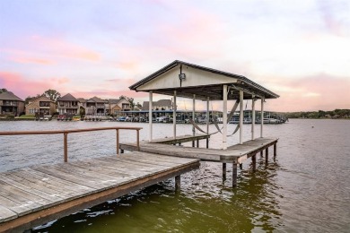 Cedar Creek Lake Home For Sale in Gun Barrel City Texas