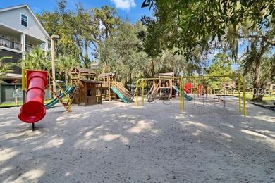 Unlike any Admiral's Row villa you've seen before, this - photo 36