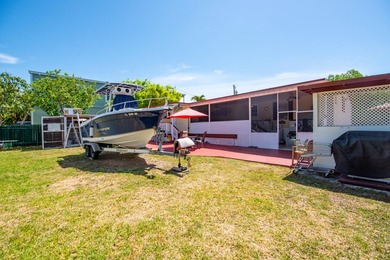Spacious 4-Bedroom, 3-Bath Home on Expansive Lot with Fruit - photo 3