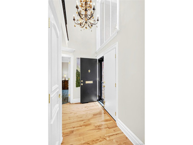 Discover luxury living at 20 Fox Ridge, a highly sought after - photo 10