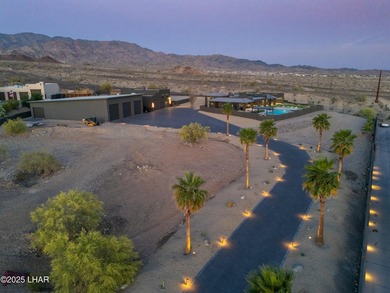 7,400+ Square Foot Garage!! Introducing a one-of-a-kind Luxury - photo 15