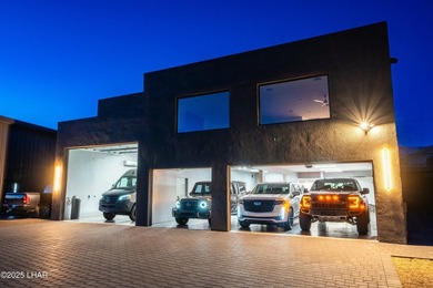 7,400+ Square Foot Garage!! Introducing a one-of-a-kind Luxury - photo 21