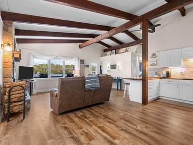 Welcome to Pointe Drive, where views stretch across beautiful - photo 23