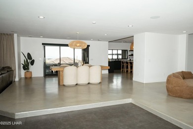 7,400+ Square Foot Garage!! Introducing a one-of-a-kind Luxury - photo 34