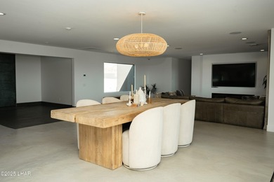 7,400+ Square Foot Garage!! Introducing a one-of-a-kind Luxury - photo 36