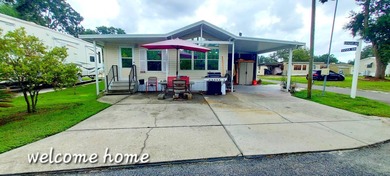 Lake Home For Sale in Zephyrhills, Florida