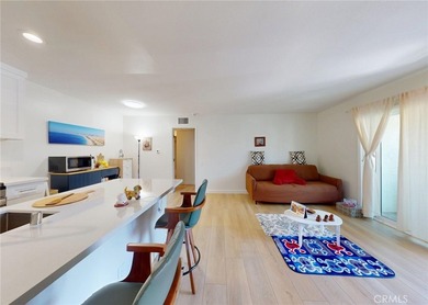 Welcome Home to 2835 S Fairview #H. This Beautifully Upgraded - photo 2