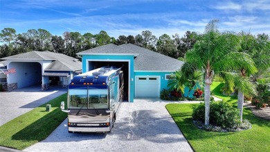 Clearwater Lake - Polk County Home For Sale in Polk City Florida