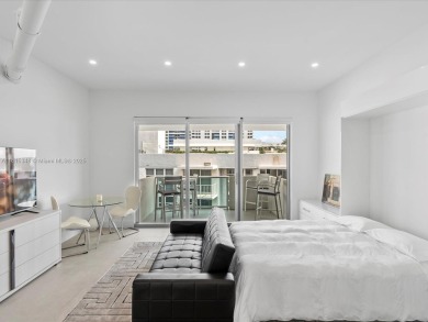 Just reduced! Spectacular gorgeous fully renovated PH Studio in