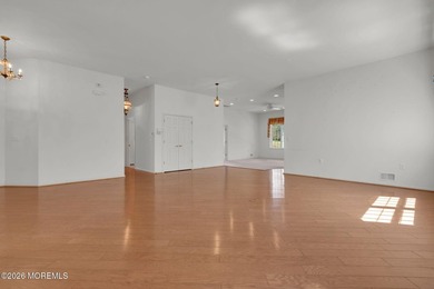 WESTLAKE GOLF & COUNTRY CLUB'S POPULAR ASPEN MODEL, THIS HOME - photo 14