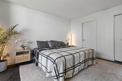 *** SELLER WILL PAY HALF THE ASSESSMENT***Live in luxury and