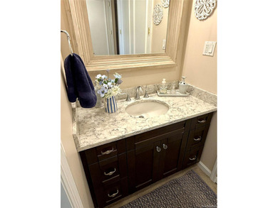 Lovingly maintained 2bd 1 1/2 bath unit located in the desirable - photo 8