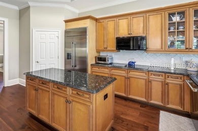 Enjoy effortless golf course living in this beautifully updated - photo 19