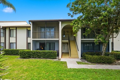 Tastefully updated 1BR/1BA condo in the gated community of Pine - photo 2