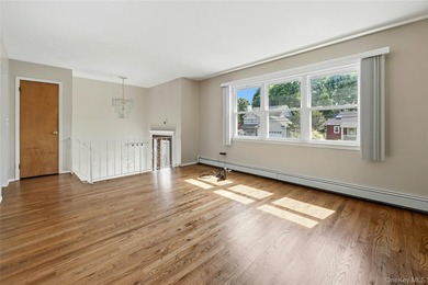 Welcome to this beautiful freshly painted, 5-bedroom, 2 bath - photo 5