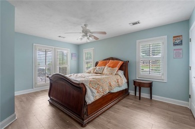 Welcome to your lakeside retreat! This beautifully updated - photo 30