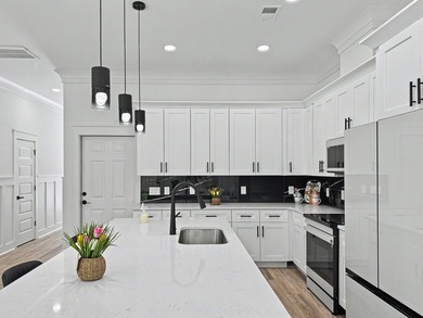 Welcome to 1903 Emden Street, a stunning new construction home - photo 5