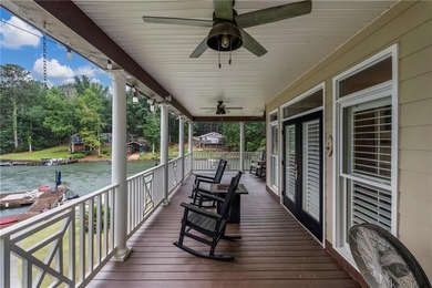 Welcome to your lakeside retreat! This beautifully updated - photo 36