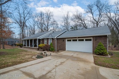 Welcome to this spacious custom built ranch home in the private - photo 22