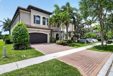 Welcome to this stunning Somerset model pool home on a serene - photo 2