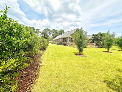 Beautiful 3-Bedroom Home with Bonus Room, Mature Landscaping & - photo 4