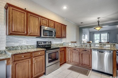 Gorgeous townhome in Windsor Park at Berkshire Forest area of - photo 8