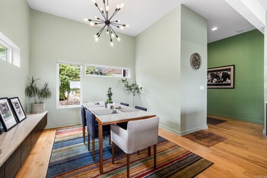 Perched above The Capitol, this contemporary retreat is designed - photo 14