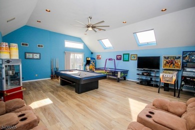 Peace and serenity surround you in this spectacular custom-built - photo 16
