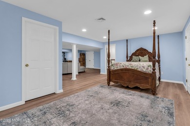 This exceptional Center Hall Colonial offers luxury, privacy - photo 28