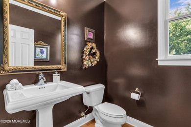 This exceptional Center Hall Colonial offers luxury, privacy - photo 33