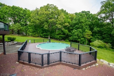Peace and serenity surround you in this spectacular custom-built - photo 38