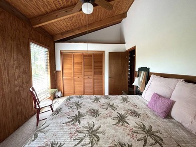 Rental potential. This is a stilt duplex with 2 bedrooms / one - photo 10