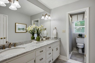 Great price improvement on this all-brick 3-bedroom, 3-bath home - photo 8