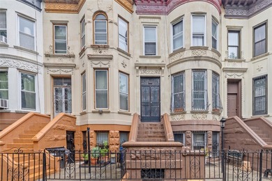 Opportunity awaits in the heart of Brooklyn! Legal 2F brownstone - photo 1