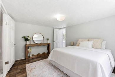 If wide open spaces, quiet mornings, and country living speak to - photo 7