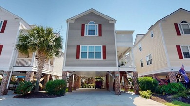 Move-in ready and just blocks from the beach! This beautifully - photo 1