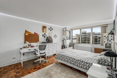 Experience luxury high-rise living in this stunning two-bedroom - photo 11