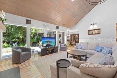 Welcome to this calming, nature oriented, three bedroom, three - photo 12