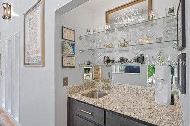 Welcome to this calming, nature oriented, three bedroom, three - photo 15
