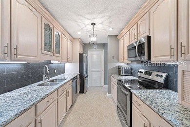 Welcome to this calming, nature oriented, three bedroom, three - photo 20