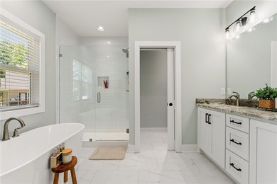 Welcome to this beautifully crafted custom home by Baumgarner - photo 21