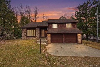 Welcome to your waterfront escape at 5436 N Lakeshore Rd in - photo 1