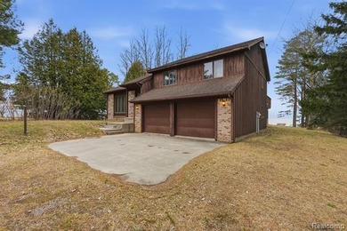 Welcome to your waterfront escape at 5436 N Lakeshore Rd in - photo 4