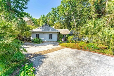 Welcome to this calming, nature oriented, three bedroom, three - photo 42