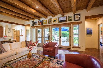 OPEN, LIGHT-FILLED SINGLE-LEVEL CONDOMINIUM IN THE HIGHLY - photo 5