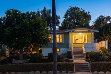 Don't miss this rare chance: two lovely homes on a generous 7 - photo 2