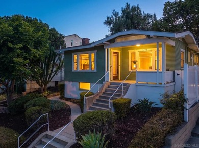 Don't miss this rare chance: two lovely homes on a generous 7 - photo 3