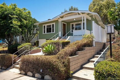 Don't miss this rare chance: two lovely homes on a generous 7 - photo 7